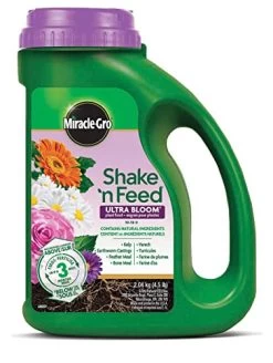 Miracle-Gro Shake N Feed Ultra Bloom Plant Food – 2.04kg
