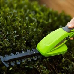WORKPRO 7.2V 2-in-1 Cordless Grass Shear/Hedge Trimmer, Handheld Shrubbery Trimmer With Charger -Garden Supply Store 515O4IxiHhL