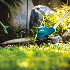Makita XRU12SM1 18V LXT® Lithium-Ion Brushless Cordless String Trimmer Kit (4.0Ah) -Garden Supply Store 51qJI2BVUdsL