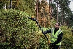 Kitted 20V DEWALT Pole Hedge Trimmer -Garden Supply Store 61IMkcbjpDL